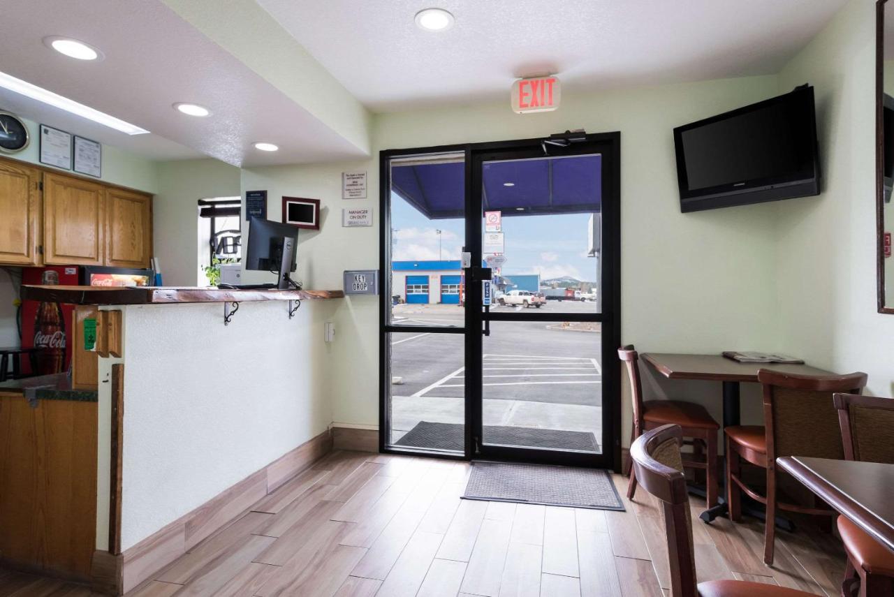 Econo Lodge Inn & Suites Williams - Grand Canyon Area Exterior foto